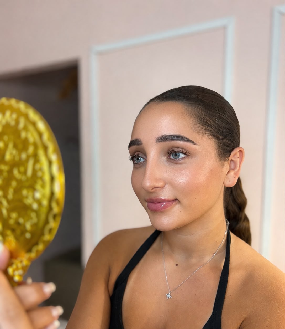 happy_customer_mirror_2.jpeg