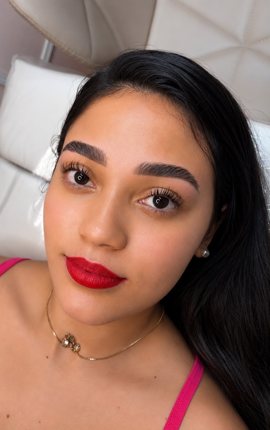 model_close_up_eyebrows.jpeg